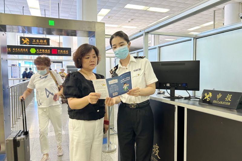 煙臺(tái)中韓跨境航線年進(jìn)出境旅客超13萬人次（圖）