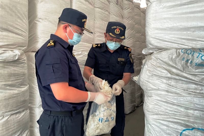 查獲禁止進(jìn)口洋垃圾220余噸（圖）