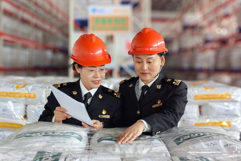 新年開(kāi)拓新市場(chǎng) 煙臺(tái)禽肉出口旺（圖）